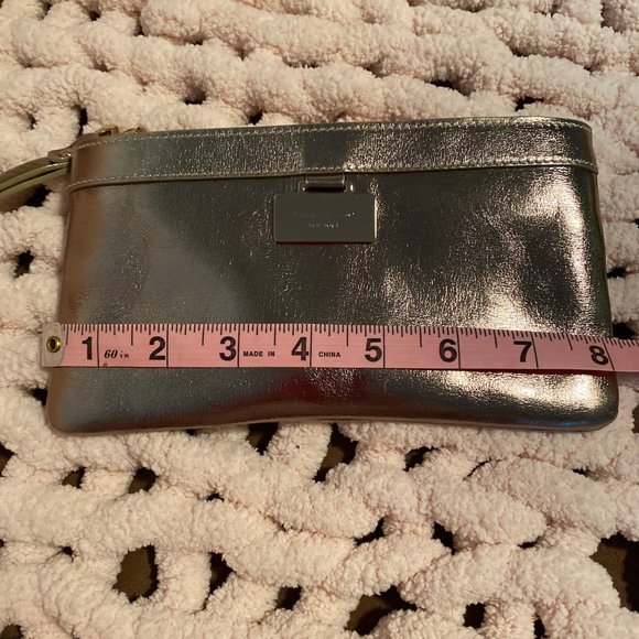 Kate Spade Wristlet - Picture 3 of 5